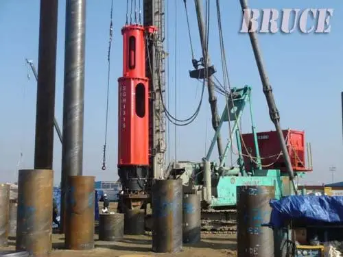 Kazık Çakma Çekici for Casing Pile Driving on Gas Stroage