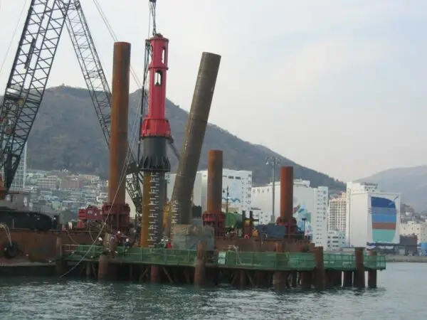 Kazık Çakma Çekici - BRUCE SGH-3015