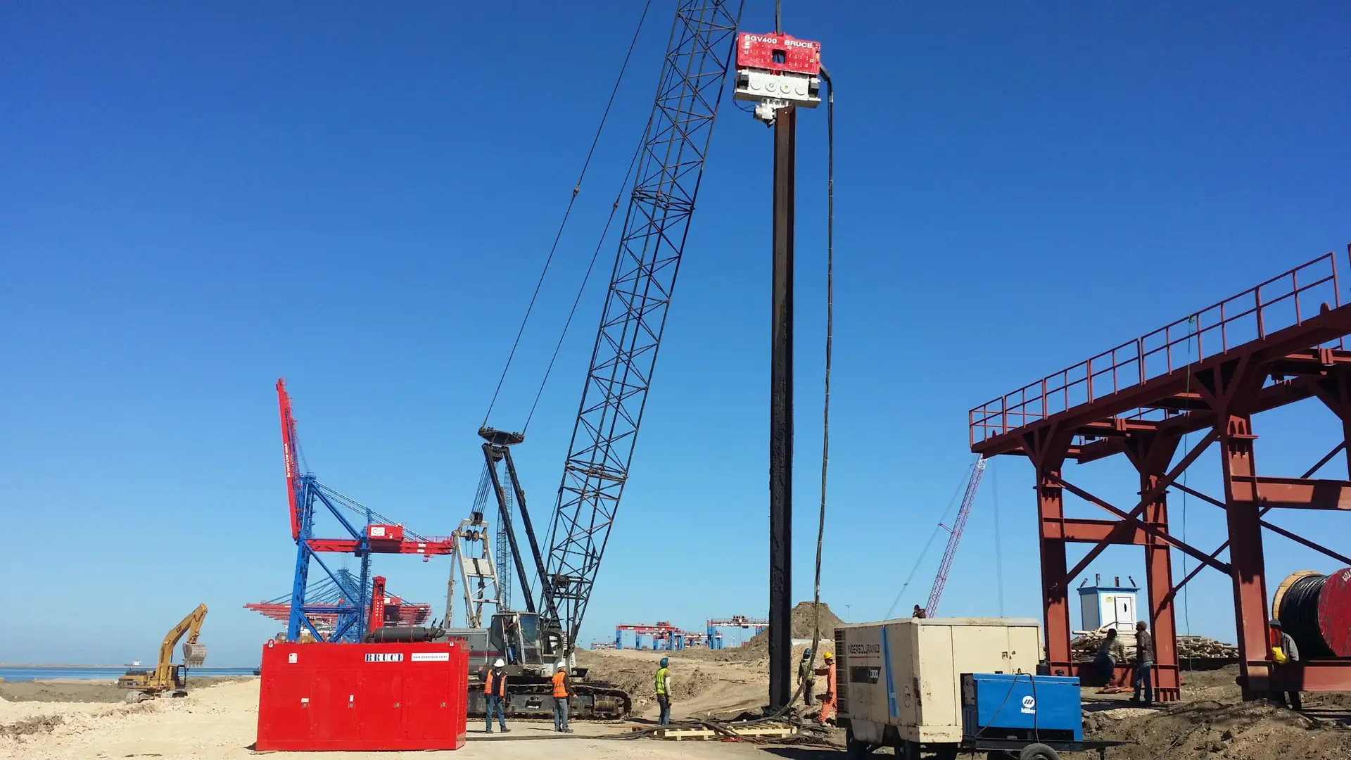 SGV-400-Vibro Çekiç-002